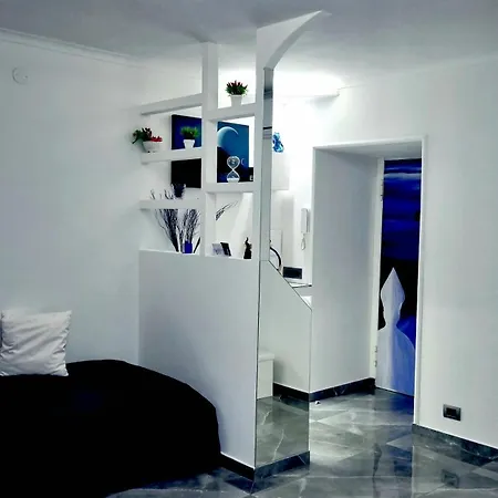 La Luna A Toledo Apartment *